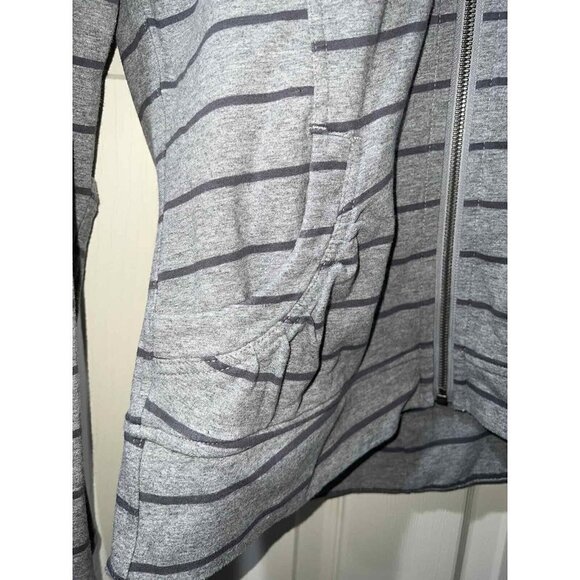 Lululemon Movement Jacket Cayman Stripe Heathered Grey Size M - Picture 11 of 14